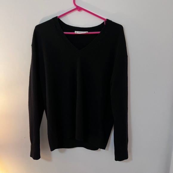 Everlane Sweaters - Everlane Cashmere Women Black V-Neck Knit Sweater Long Sleeve Size Small S